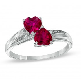 0.30 ct Ladies Diamond and Heart Shaped Ruby Ring