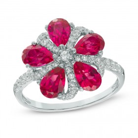 0.65 ct Ladie Diaomond Round Cut And Ruby Pear Cut  Flower Ring