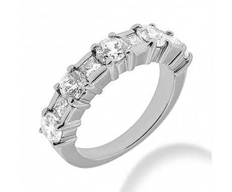 1.35 ct. Ladies Round and Princess Cut Diamond Wedding Band in Combinated Mounting