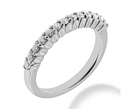 0.69 ct. Ladies Round Cut Diamond Wedding Band in Shared Prong Mounting